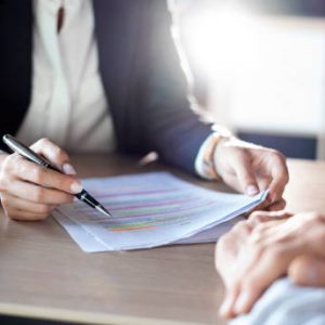 Business people discussion advisor concept